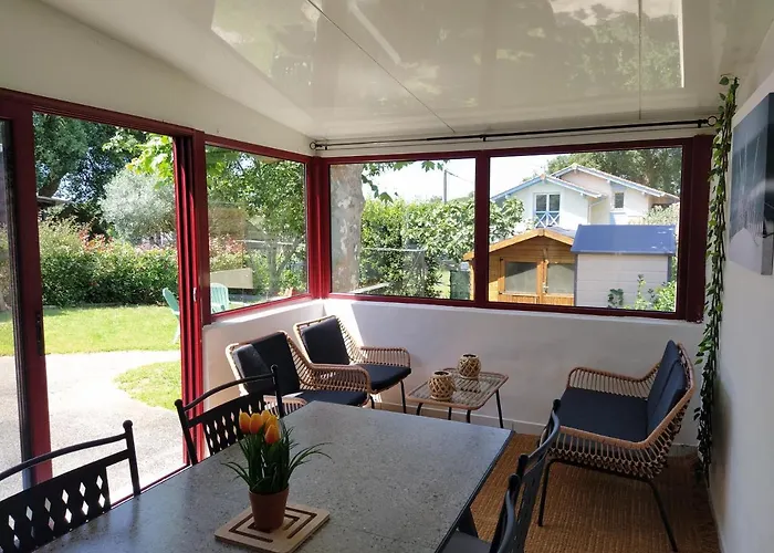 Апартаменты Maison Christy, Spacieux, Calme Avec Jardin *